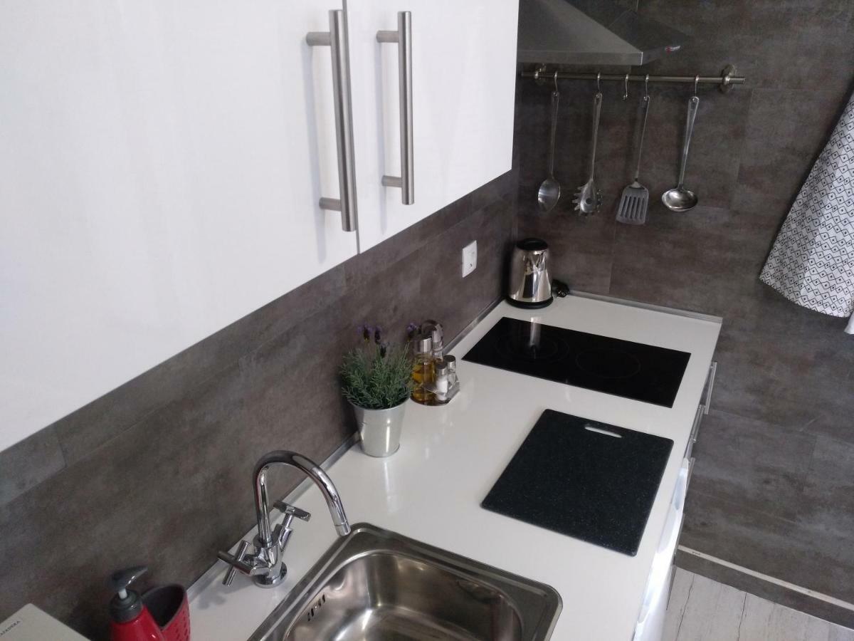 Apartamento Cigueena 1 Zaragoza Ngoại thất bức ảnh