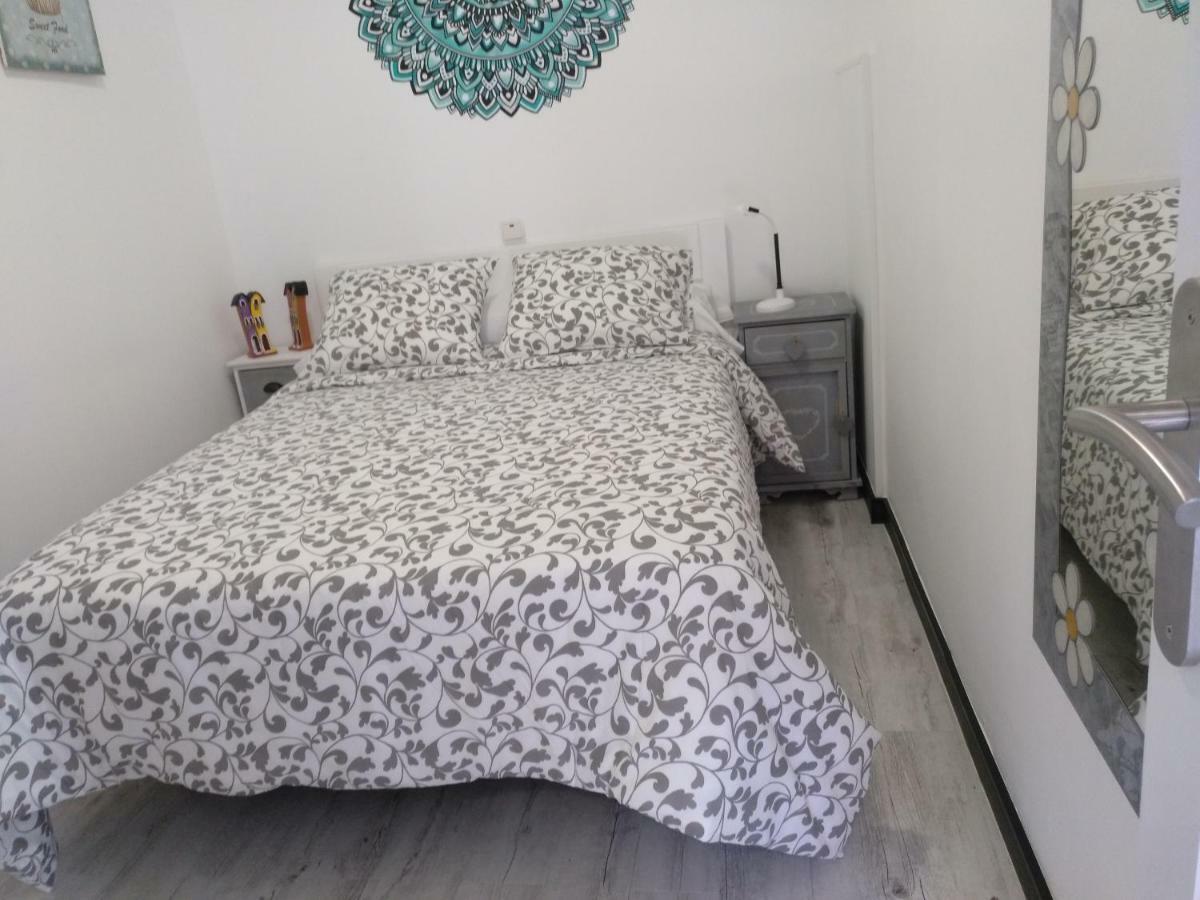 Apartamento Cigueena 1 Zaragoza Ngoại thất bức ảnh