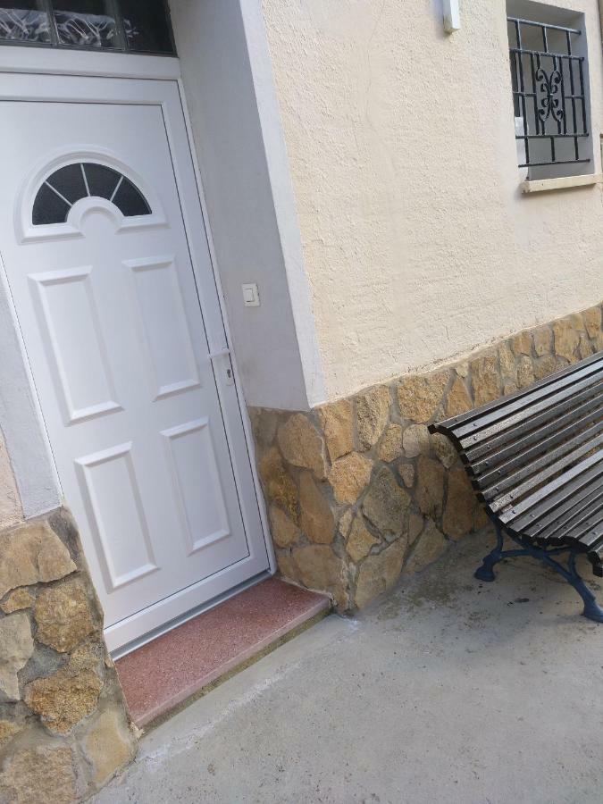 Apartamento Cigueena 1 Zaragoza Ngoại thất bức ảnh